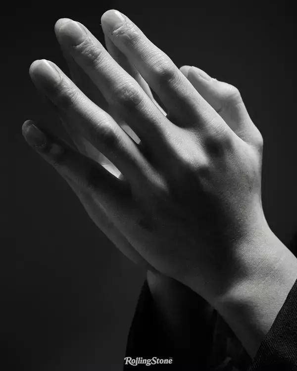 「角野隼斗はなぜ世界を魅了するのか？　「失われた伝統」と「現代的感性」を共存させるピアニストの思想」の画像