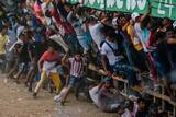 「世界でもっとも危険な遊戯、コロンビアの闘牛「コラレハ」衝撃ルポ」の画像9