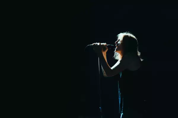 「ベス・ギボンズ、ポーティスヘッドの伝説的シンガーを今こそ観るべき5つの理由」の画像