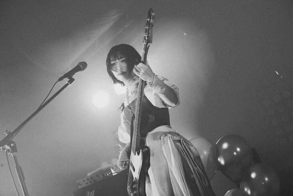 ブランデー戦記、3人の人間性が赤裸々に爆音で響いたZepp DiverCity公演