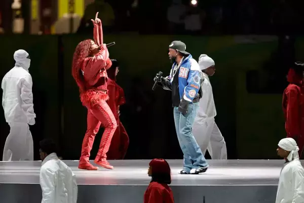 「米スーパーボウル・ハーフタイムショー、歴代出演者の格付けチェック（2026年改訂版）」の画像