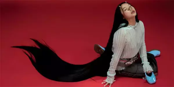 「オードリー・ヌナ、韓国系アメリカ人のR&B新鋭が語る「奇妙な実験性」と「人生の二重性」」の画像