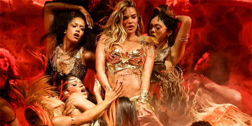 Karol G、コーチェラで歴史的名演　ベッキー・Gら客演陣を迎えラテン音楽の古典と未来を祝福