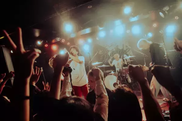 「ジ・エンプティ、覚醒の果てでMakiとぶつかった、熱狂のツアーファイナル」の画像