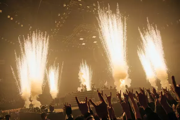 「BABYMETAL、15周年公演が描いた構造美　『METAL FORTH』全曲披露から“LEGEND”へ」の画像