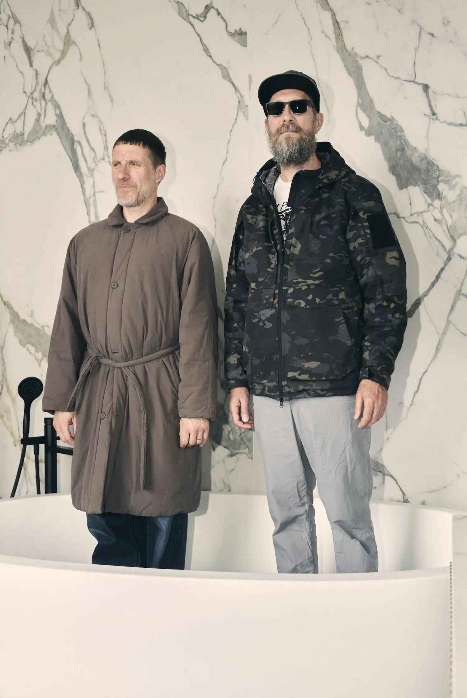 スリーフォード・モッズが語る、分断と戦争の時代へのアンサー「最悪な人間をクソ野郎って呼ぶのは間違いなのか？」