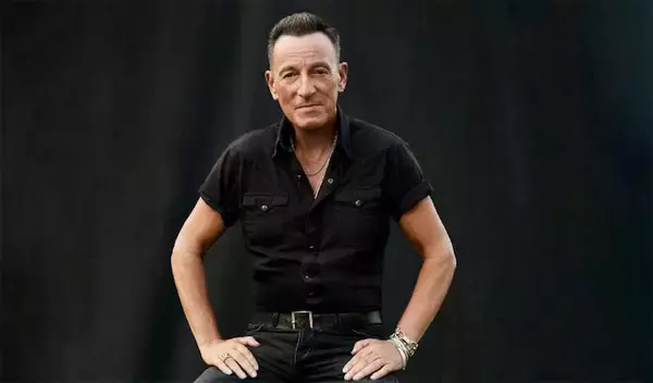 ブルース・スプリングスティーン、生き様を反映した自伝的なソウルカバー集を読み解く