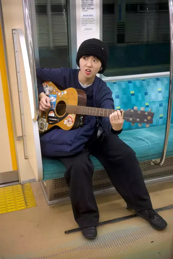 「Woo Huijunが語る、人生の過酷さを天真爛漫に歌う「放浪者」としての歩み」の画像