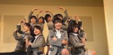 スタダ×バンナム新グループ・RE-GE、メジャーデビューに向けたフリーライブツアー開幕