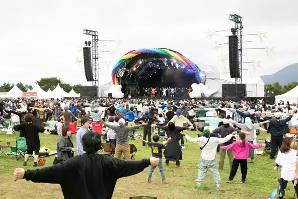 「朝霧JAM ’25総括　忌野清志郎から受け継いだ夢、富士山と緑がもたらした感動」の画像