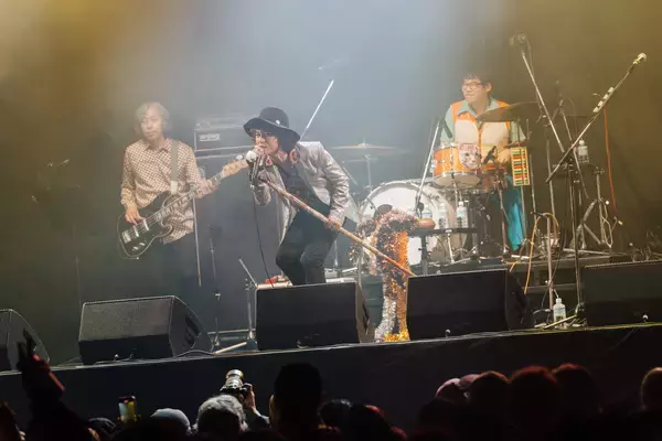 「朝霧JAM ’25総括　忌野清志郎から受け継いだ夢、富士山と緑がもたらした感動」の画像