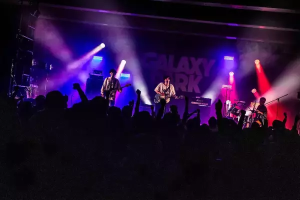 「ライブハウスシーンに新たな遊び場爆誕、ハンブレ主催フェス＜GALAXY PARK＞レポ」の画像