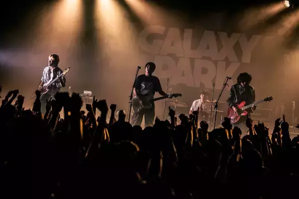 「ライブハウスシーンに新たな遊び場爆誕、ハンブレ主催フェス＜GALAXY PARK＞レポ」の画像