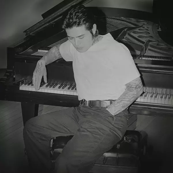 「高岩遼が語る「再生」のジャズ　スランプからの再起、王道への回帰、ニジーズの発火点」の画像