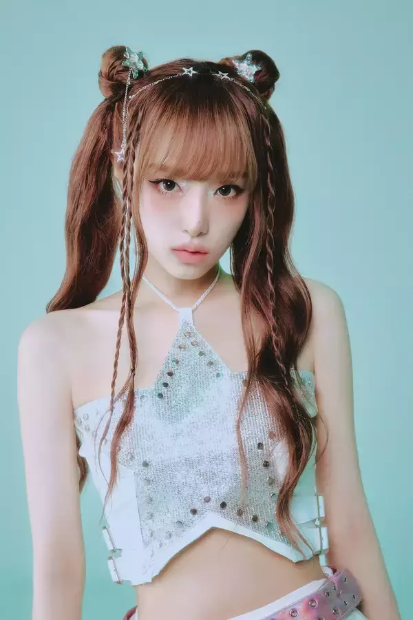 「YENAが語る、初音ミクとの共演、バーチャルと現実の壁を越えたハイブリッドな表現」の画像