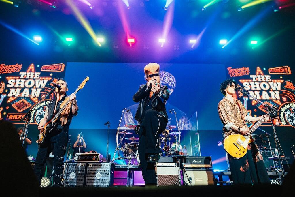 Rockon Social Clubが横浜BUNTAIでツアー終幕、堺正章ら豪華ゲストと熱狂的大団円