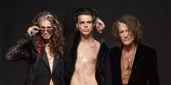 エアロスミス＆ヤングブラッド──2025年ロック最大のサプライズ、世界を震撼させたコラボの内幕