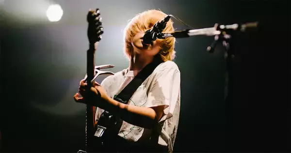 ハク。がストレイテナーとの初対バンで見せた、ライブバンドとしての進化