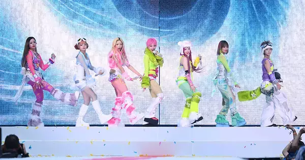 XG、「Capital's Summertime Ball 2026」出演──ウェンブリーで3曲、UKオーディエンスの心を掴む