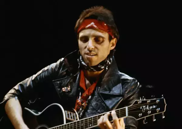 「いま見ると“最高に80年代”なロックスターCM10本 米」の画像