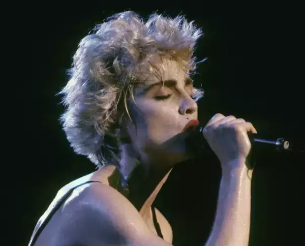 「いま見ると“最高に80年代”なロックスターCM10本 米」の画像