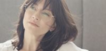 アンジェラ・アキが語る、自分を取り戻すまでの10年、完成間近のアルバムでの変化