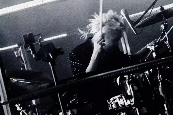 「「ライヴこそ今、一番価値がある」勢喜遊とYohji Igarashiが語る、楽曲制作の裏側とプロジェクトの未来」の画像
