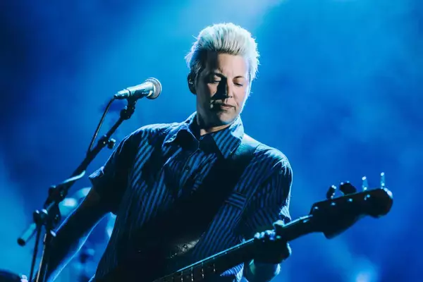 「ピクシーズが語る90年代の記憶、新ベーシストを迎えたバンドの現在地」の画像