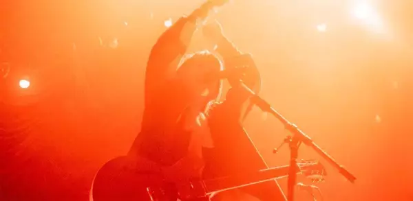 名誉伝説が初ワンマンで見せた、3年間の集大成と、新たな可能性の萌芽