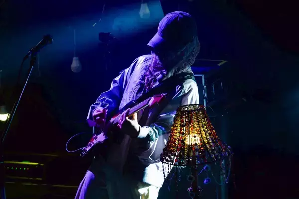 「名誉伝説が初ワンマンで見せた、3年間の集大成と、新たな可能性の萌芽」の画像