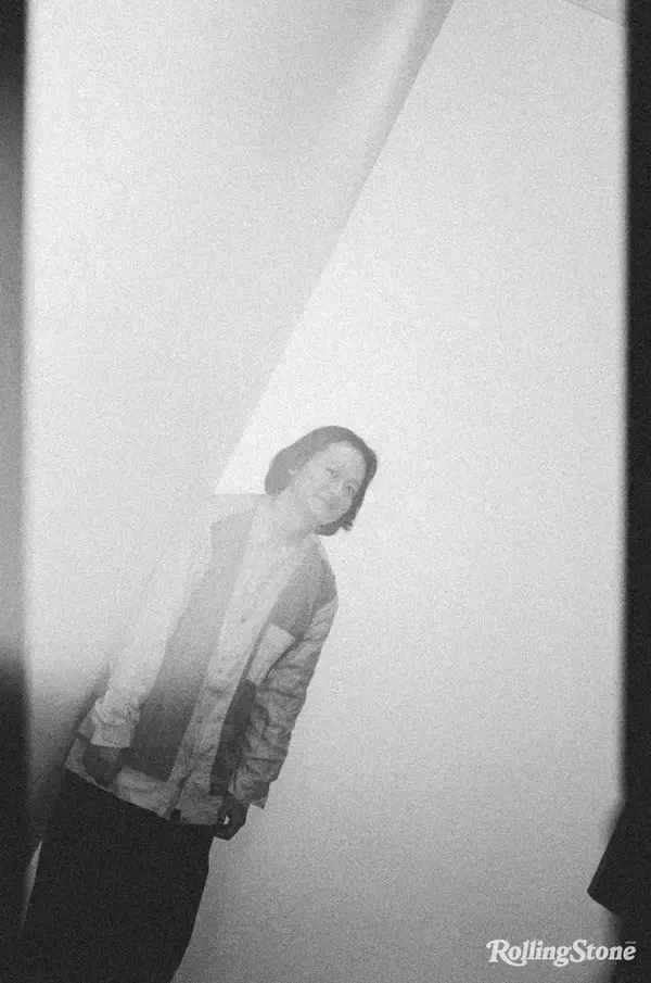 「butajiが歌う、「私」の日常と「私たち」の社会が交差する瞬間──5年ぶり新作『Thoughts of You』を語る」の画像