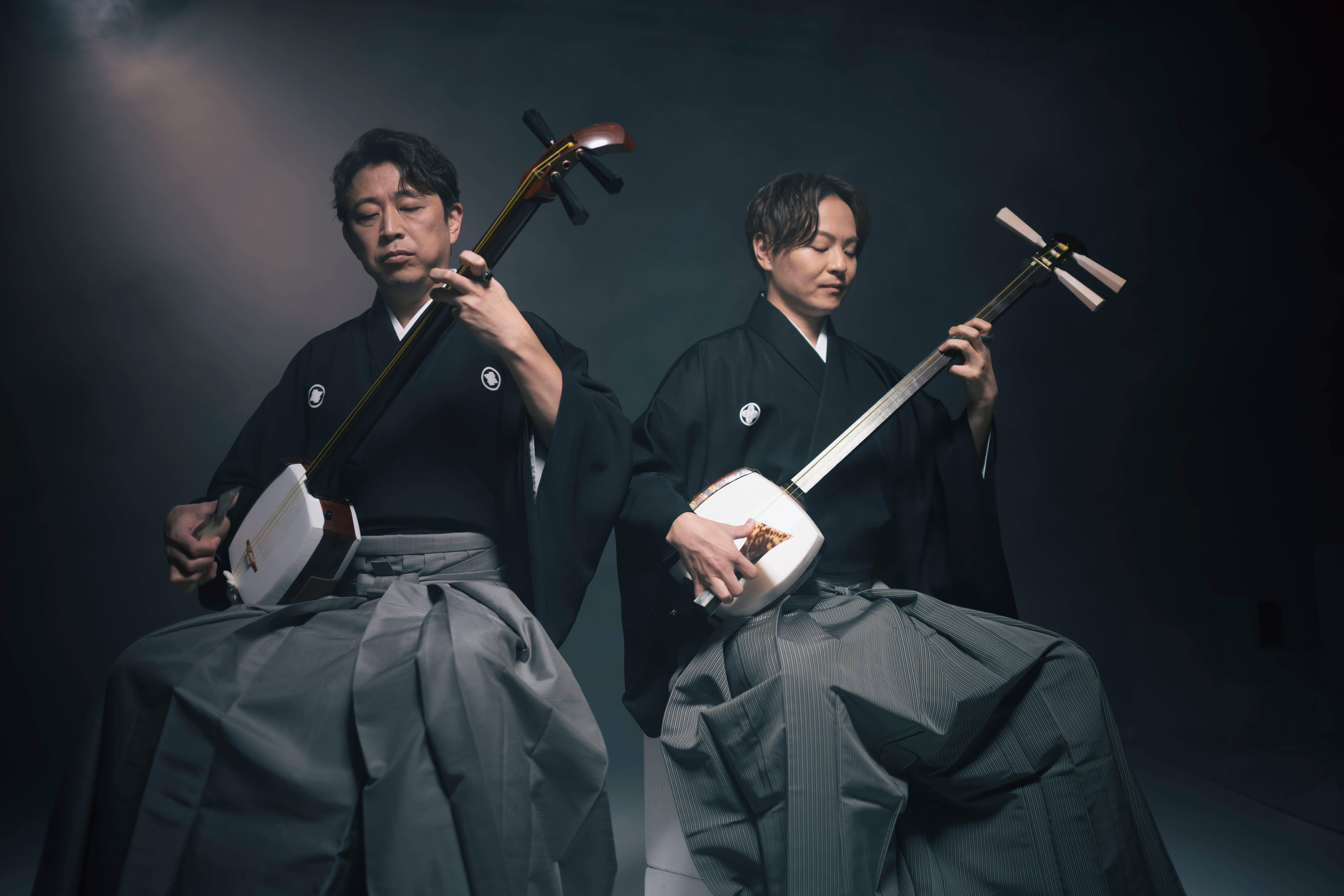 上妻宏光、ソロ25周年作『繋 -TSUNAGU-』が問う伝統と越境　津軽三味線は世界とどう繋がるのか