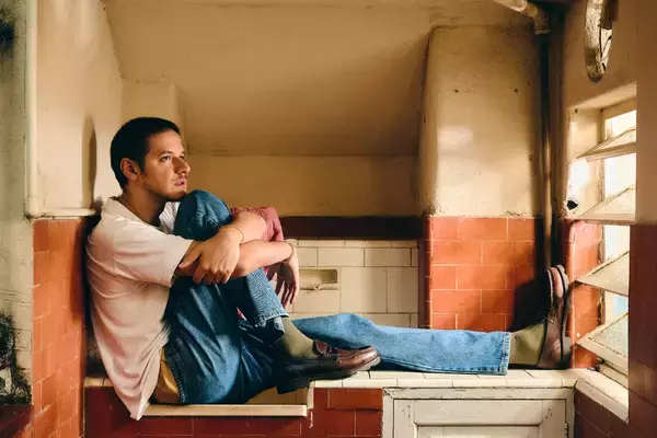 「現代ブラジル音楽の代弁者・フーベルが語る円環のようなキャリア、ジョアン・ジルベルトへの憧憬、そして美しき最新作」の画像