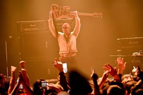 「Viagra Boysがバイアグラを名乗る理由、「変な奴」を祝福するロック「音楽は俺を泣かせるし、感情を揺さぶる力がある」」の画像