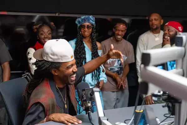 「生成AIサンプリングが切り拓くヒップホップの新展開──LAの実力者が力説「テクノロジーを使って人間の物語を語る」」の画像