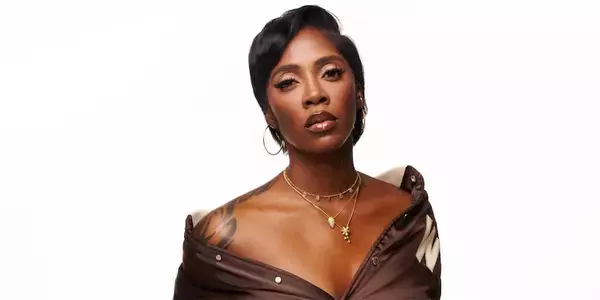 「アフロビーツの女王」Tiwa Savageが語る人生観と音楽ルーツ、ヨルバ族女性としての誇り