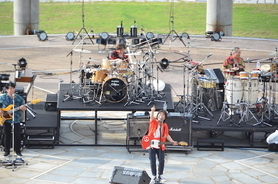 スターダスト☆レビュー、恒例の野外ライブツアー「楽園音楽祭」がスタート！