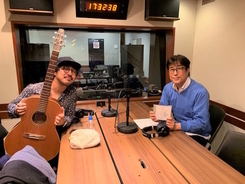 THE CHARM PARK×松任谷正隆、ラジオで対談。スタジオ生演奏に「素晴らしいね」