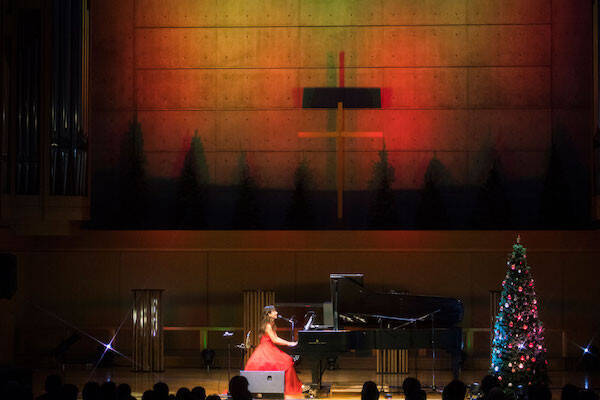 大塚愛 自身初 実演奏の楽譜付きピアノ弾き語りアルバム発売決定 19年12月13日 エキサイトニュース