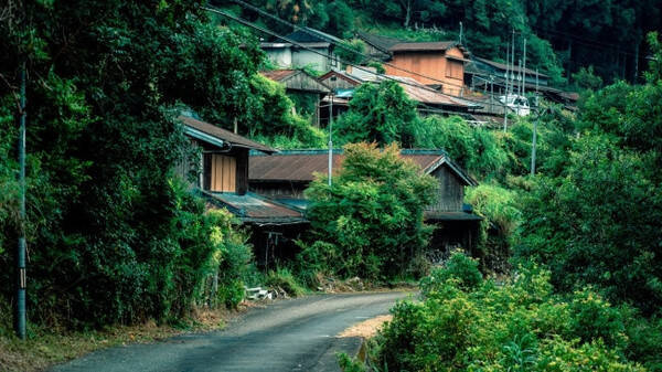 ひきこもり集団の生活を綴った 山奥ニート やってます さらに重版決定 累計1万8千部を記録 年7月12日 エキサイトニュース