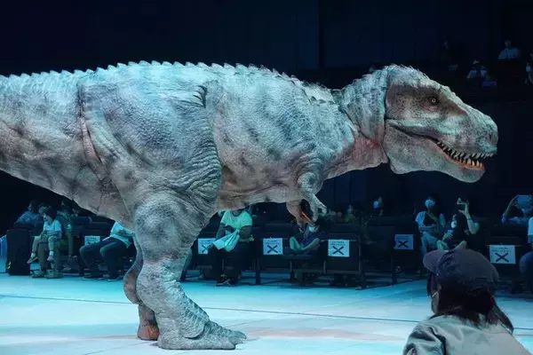 不思議な恐竜博物館 ！ 8mのティラノサウルスをはじめリアルな恐竜たちが立川に！
