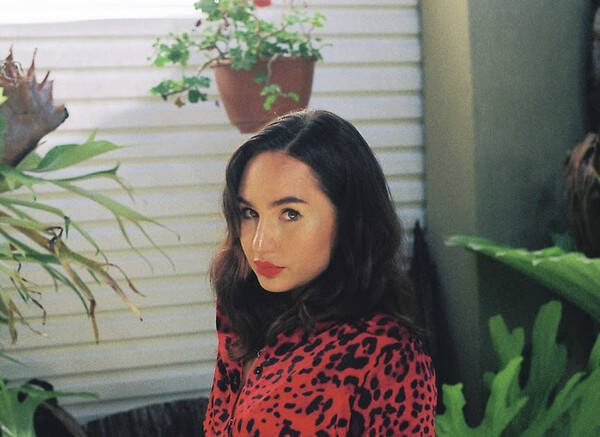 オーストラリア発シティ ポップシンガーdvna 9曲入りep All My Friends をリリース 年9月26日 エキサイトニュース