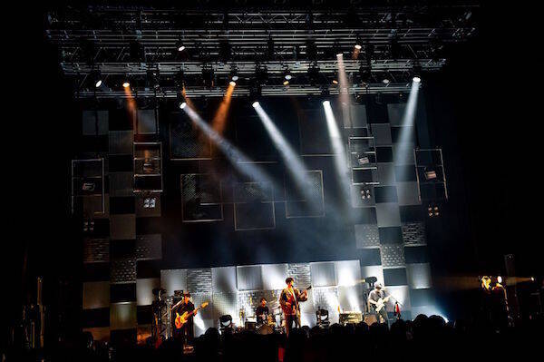 ギヴン×センチミリメンタル、デビュー後初となるライブをZepp Hanedaで開催！センチミリメンタルは初のワンマンLIVEを発表！