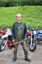 人間椅子・和嶋慎治、バイク雑誌「モトチャンプ」でスズキ愛を語る！