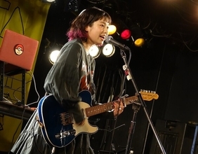 トミタ栞、デビュー9周年を迎える6月26日にワンマンライブ開催！ 約4年ぶりとなる"完全バンド編成"で「ありがとう」をお届け！