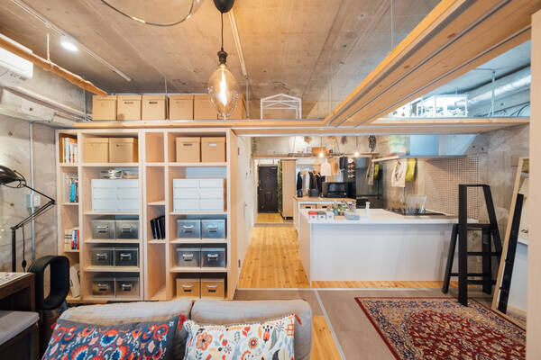 可動棚で間取りが変わる47 空間をカスタマイズする整理収納アドバイザーのふたり暮らし 杉並区 みんなの部屋 21年3月24日 エキサイトニュース