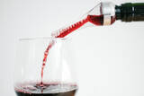 「「ボトルに挿すだけ」で、コンビニワインをワンランクアップさせてくれる魔法のアイテムを見つけたんだ｜マイ定番スタイル」の画像5