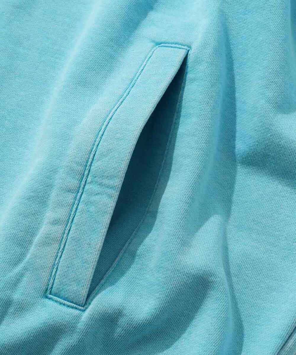 肩の力が抜けたフェード感。春の週末を彩る〈ザ・ダファー・オブ・セントジョージ〉の新作ウエア