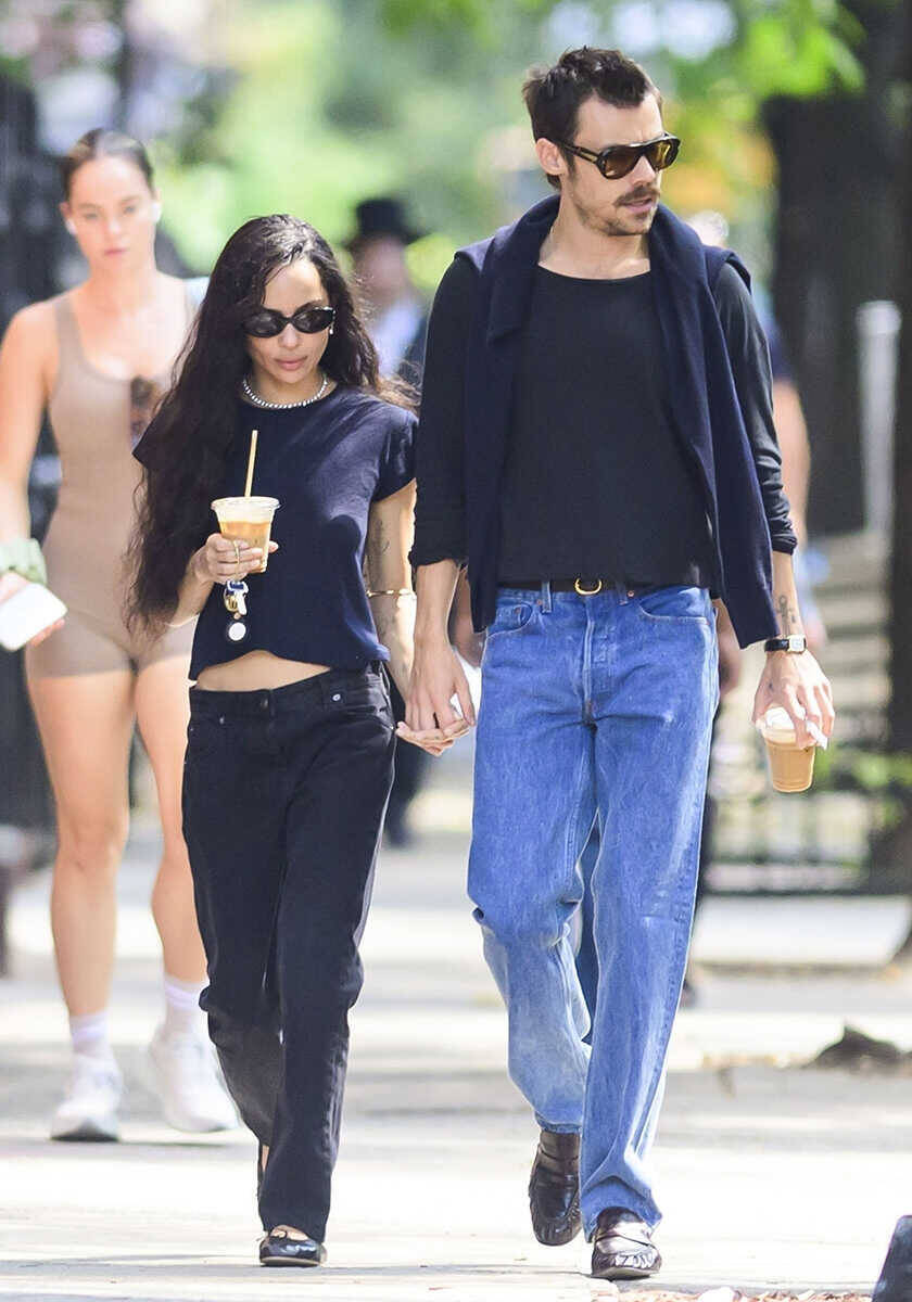 セレブなガールフレンド【ゾーイ・クラヴィッツ】、父も恋人も浮名が絶えない人気ミュージシャン！