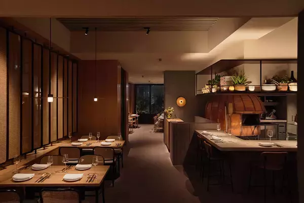 まだまだ予約が間に合うかも⁉︎ミシュラン一つ星シェフと〈ピッツェリア エ トラットリア ロンベリコ〉のコラボによる特別な夜！